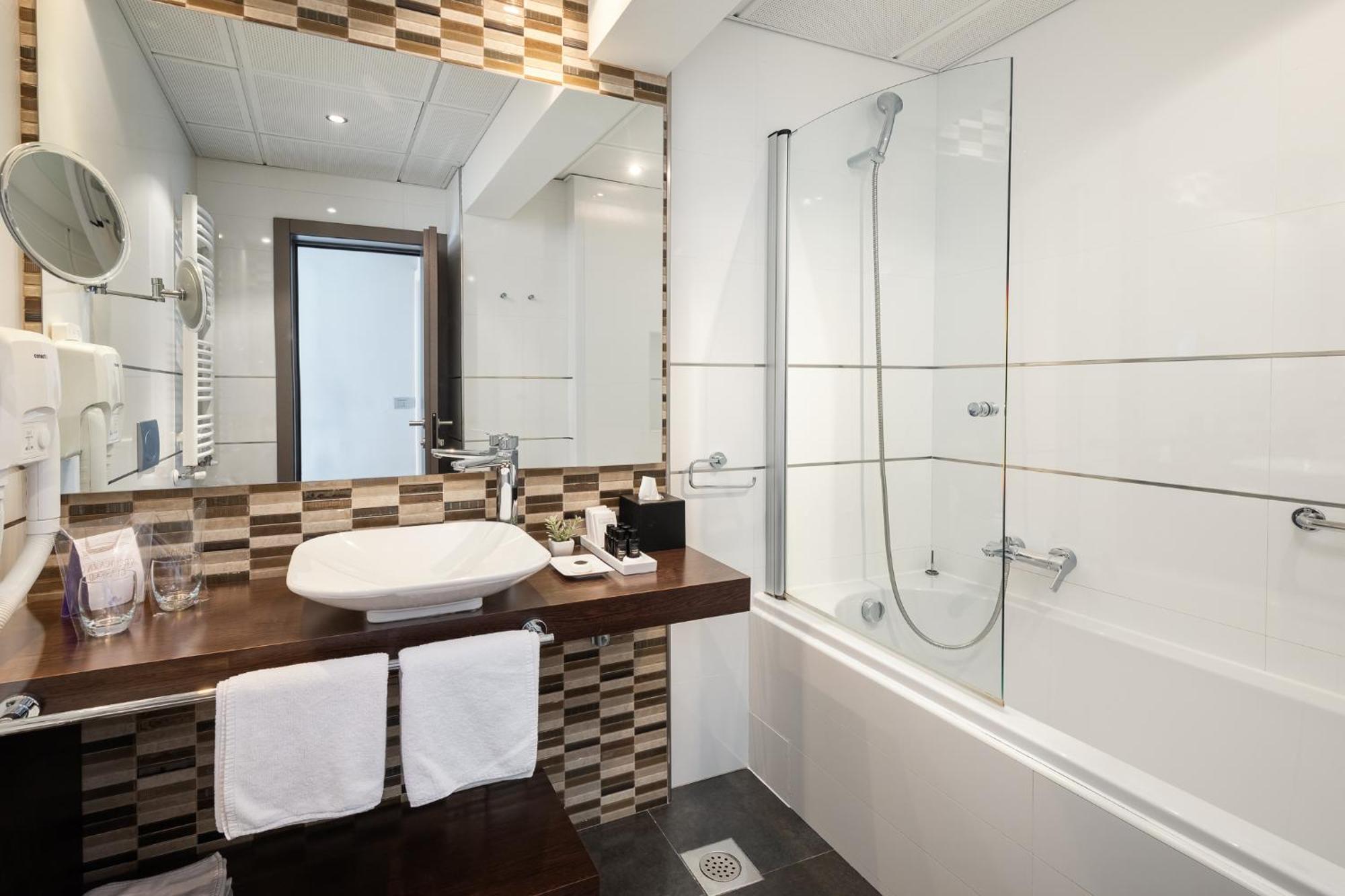 Boutique Hotel Adoral غاباس المظهر الخارجي الصورة