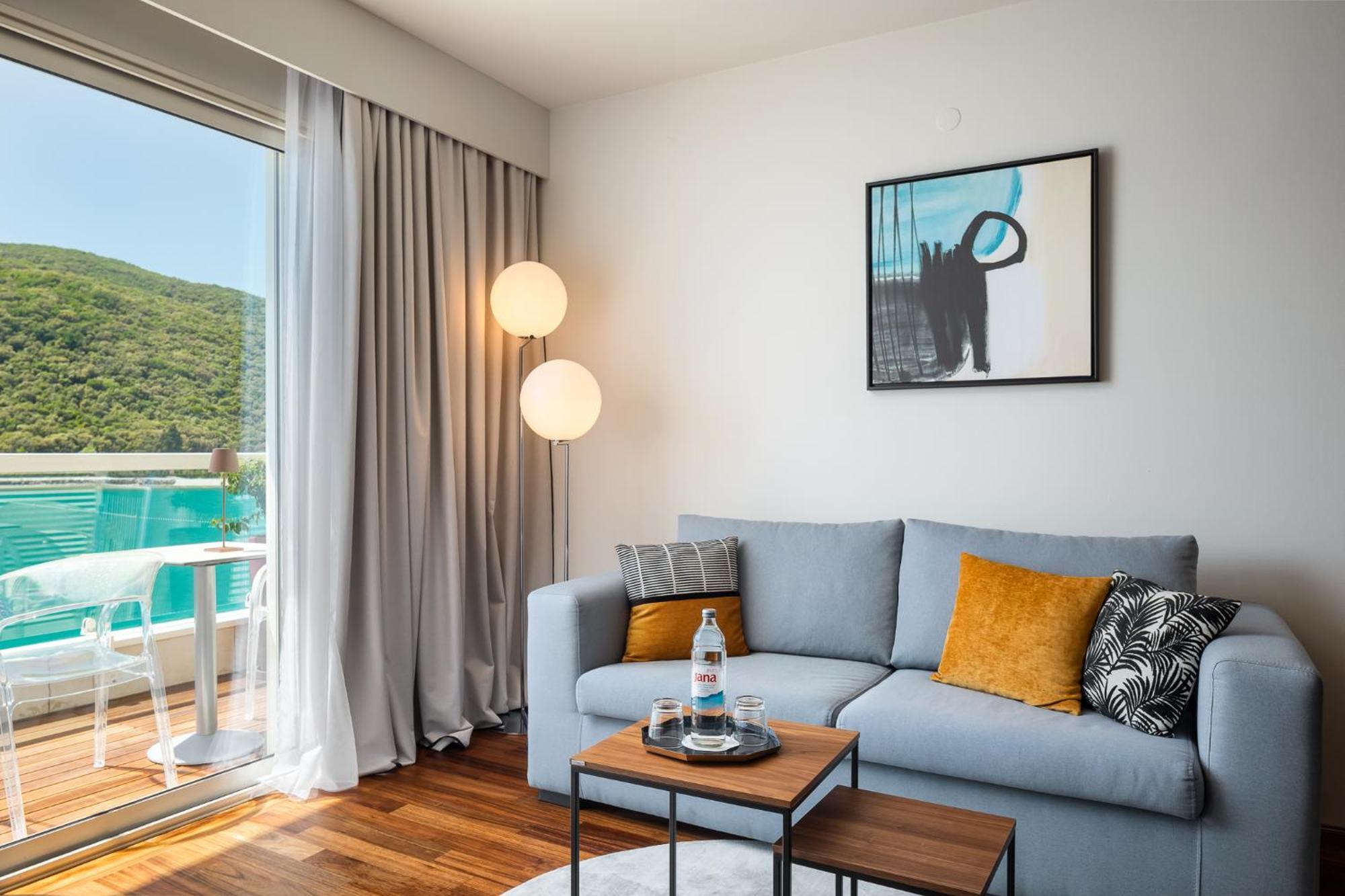 Boutique Hotel Adoral غاباس المظهر الخارجي الصورة