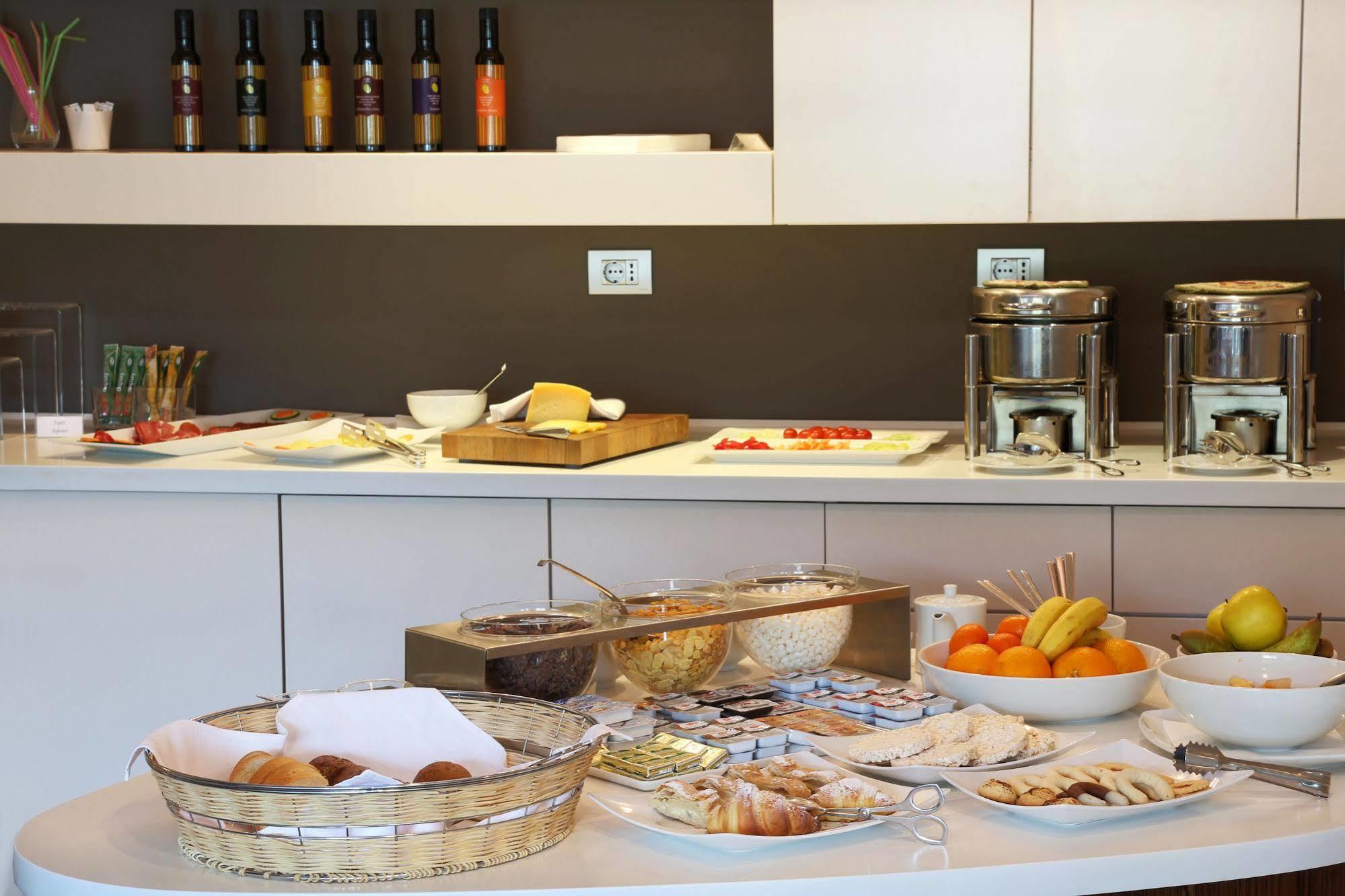 Boutique Hotel Adoral غاباس المظهر الخارجي الصورة