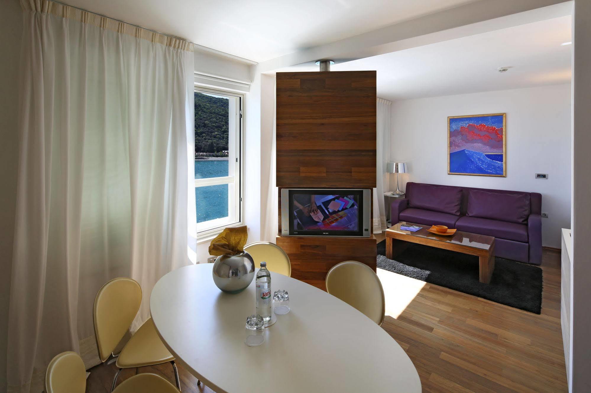 Boutique Hotel Adoral غاباس المظهر الخارجي الصورة